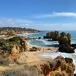 Apartamento Lovely In 2bd 250m Ocean View And Ac Wi-fi Pool