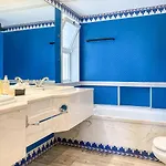 Lovely In 2bd 250m Ocean View And Ac Wi-fi Pool