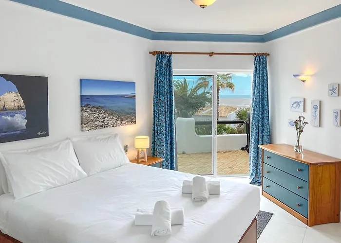 Lovely In 2bd 250m Ocean View And Ac Wi-fi Pool Albufeira