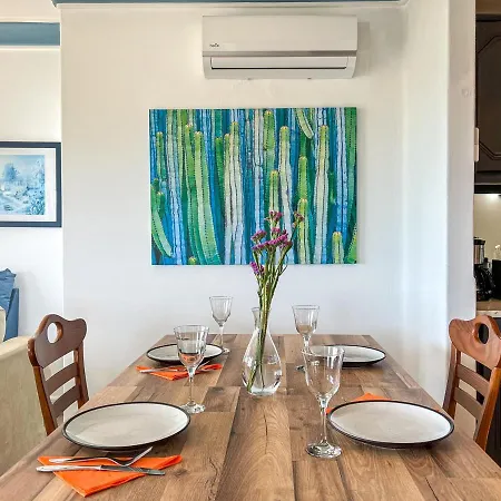 Lovely In 2bd 250m Ocean View And Ac Wi-fi Pool *